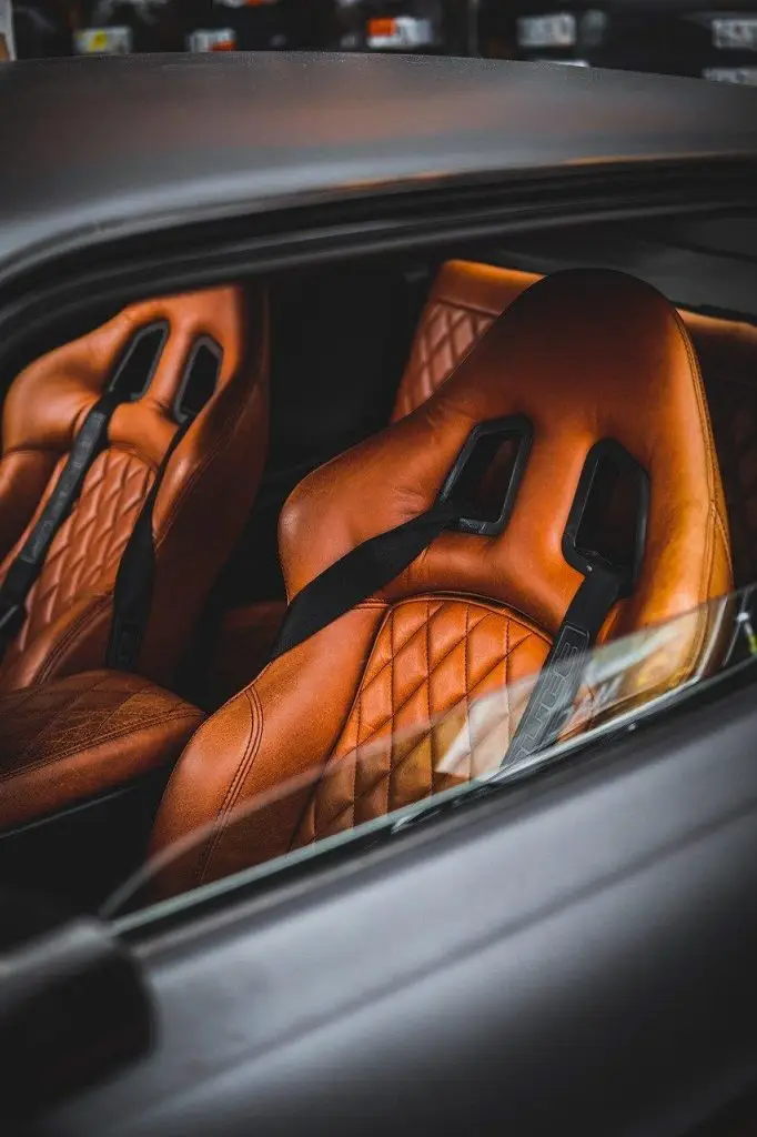 Op maat gemaakte autohoes voor perfecte bescherming van je Porsche tegen alle weersomstandigheden