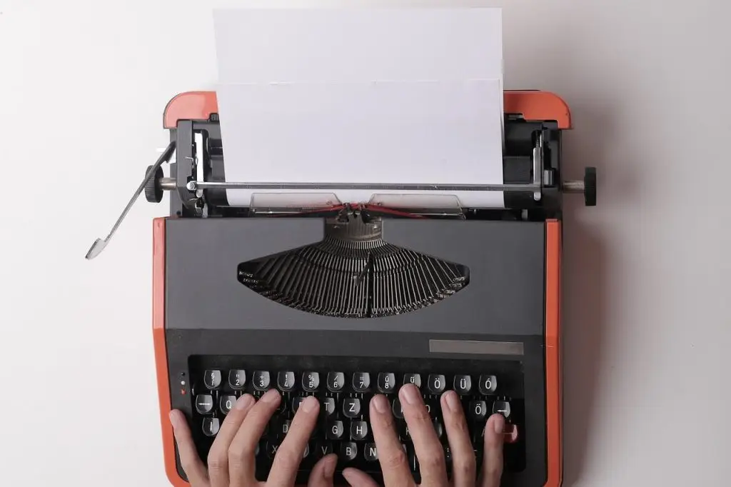 Meester copywriter in Roosendaal demonstreert effectieve schrijftechnieken en overtuigingskracht voor succesvolle marketing.